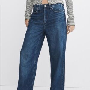 RAG & BONE Sz 27 Raw Hem Featherweight Jean